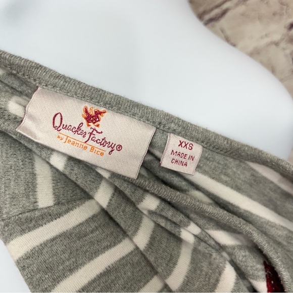 Quacker Factory Gray Cardinal Sequin Striped Top - Picture 8 of 9